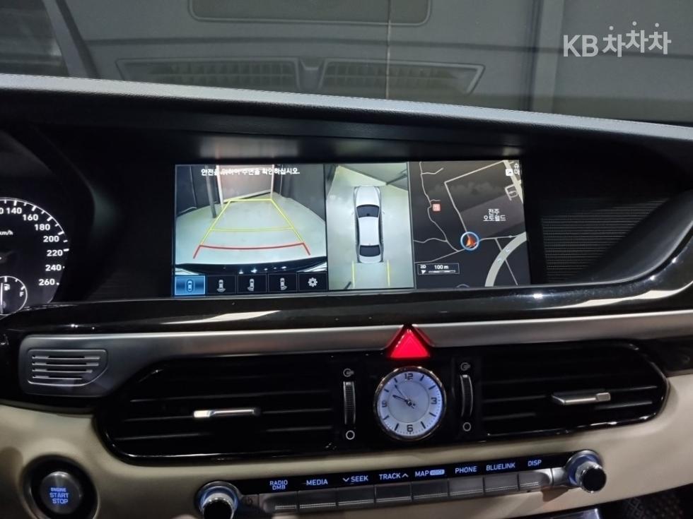 Genesis G90 — miniaturë 13