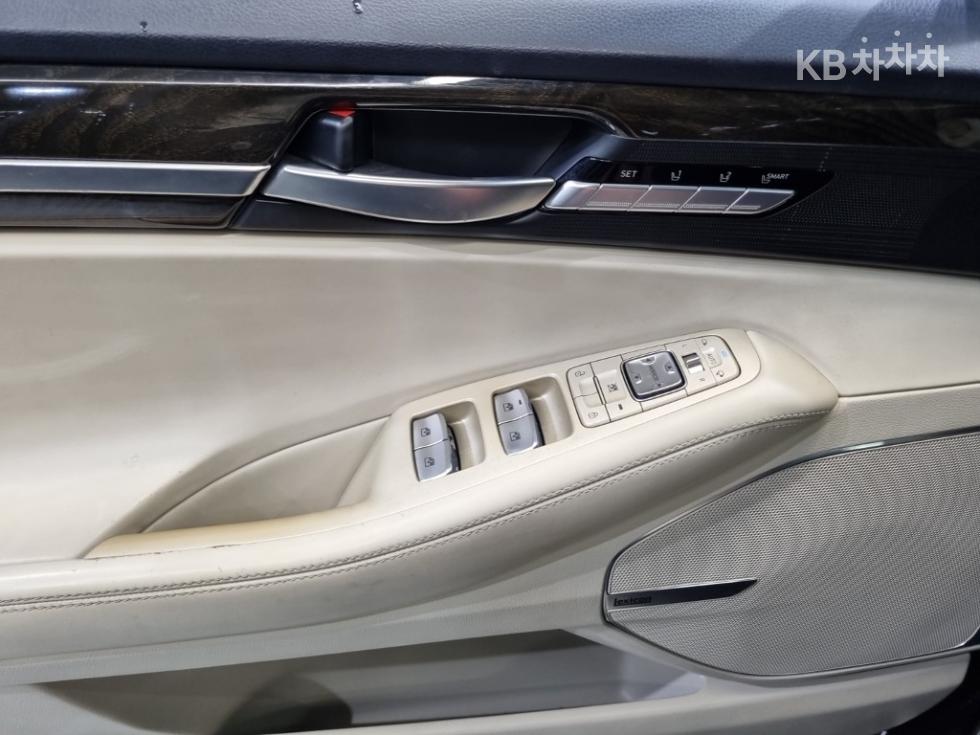 Genesis G90 — miniaturë 19