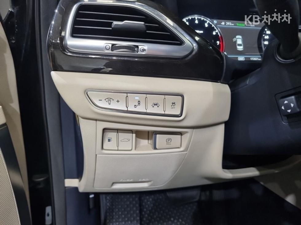 Genesis G90 — miniaturë 20