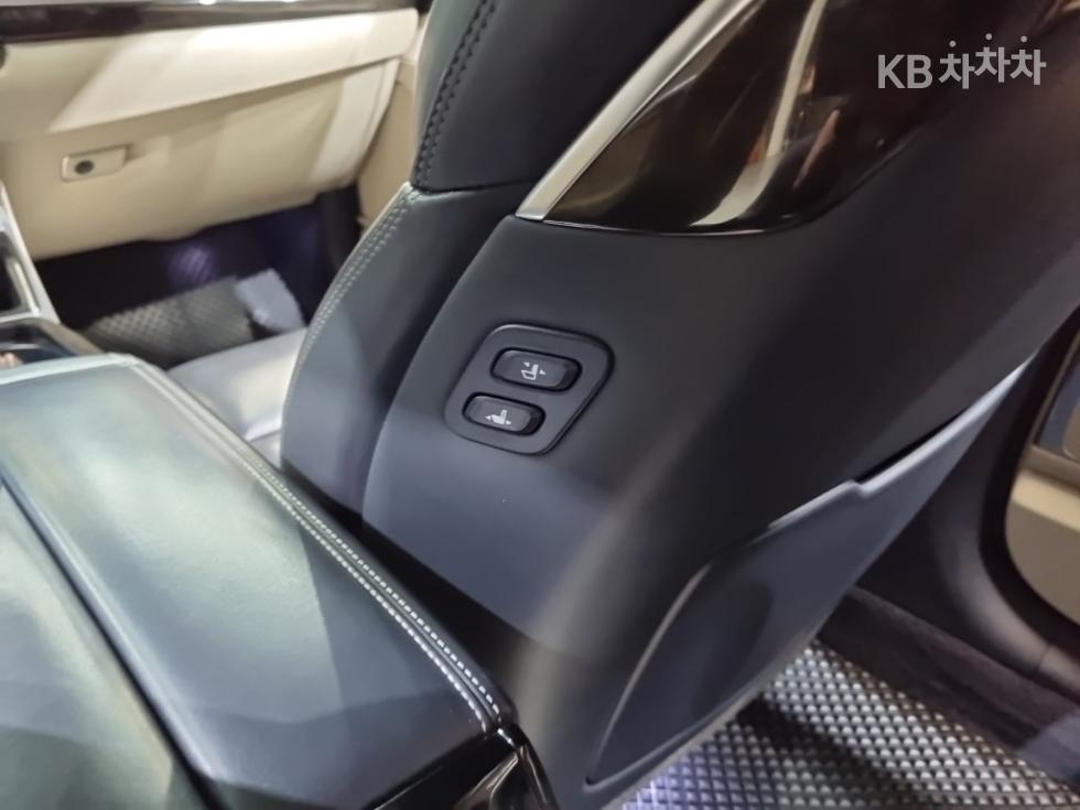 Genesis G90 — miniaturë 23