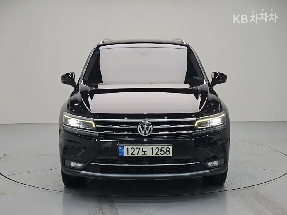 Volkswagen Tiguan Prestige — фото 2