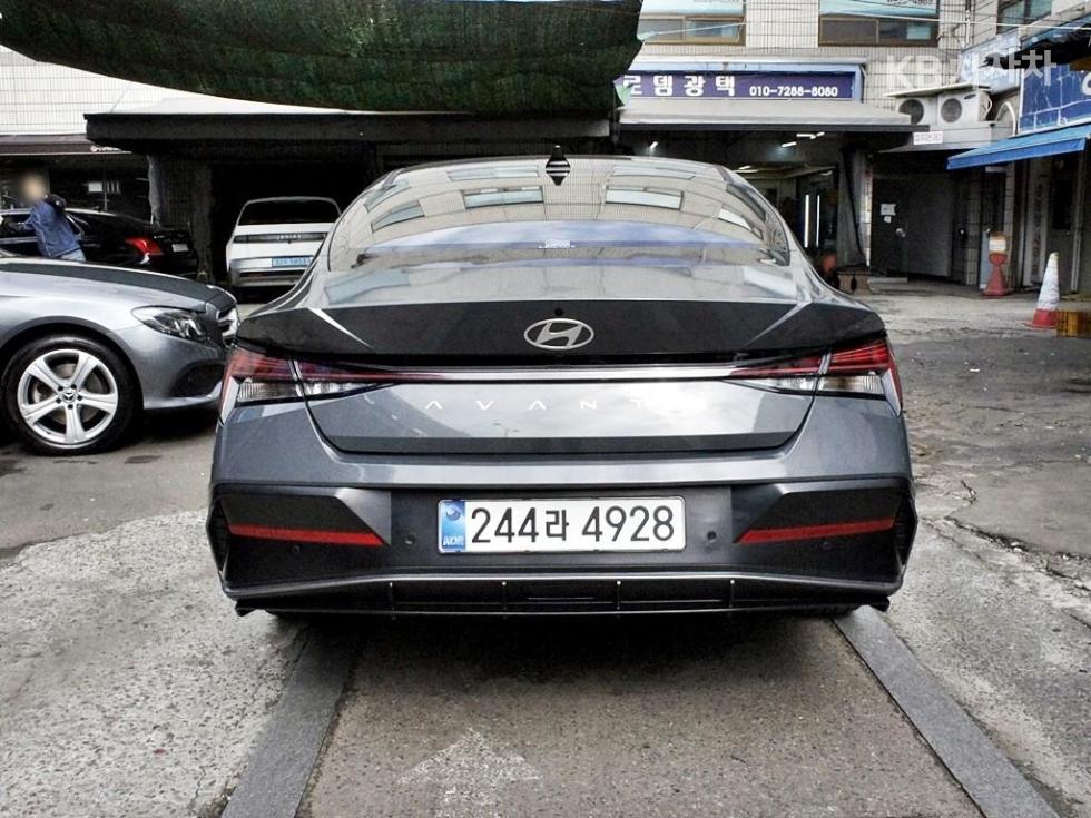 Hyundai Avante INSPIRATION — фото 3