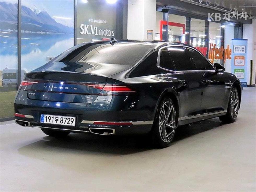 Genesis G90 BASE MODEL — фото 4