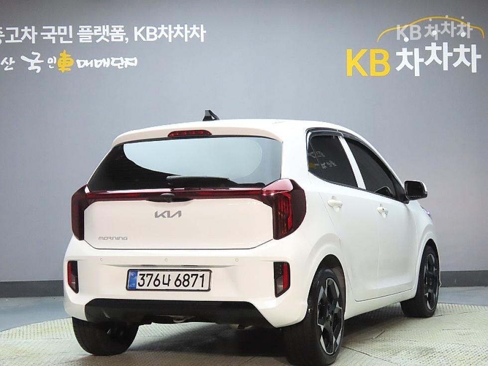 Kia SIGNATURE — фото 2