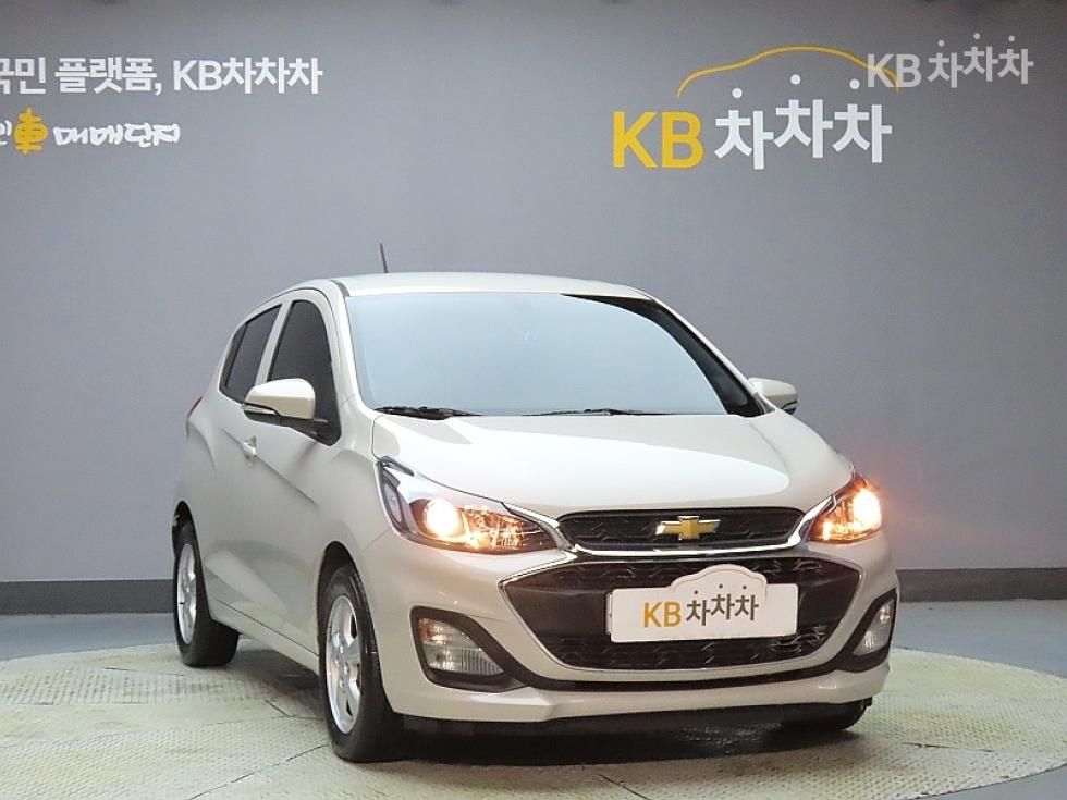 GM Korea Chevrolet Spark BASE MODEL — фото 3