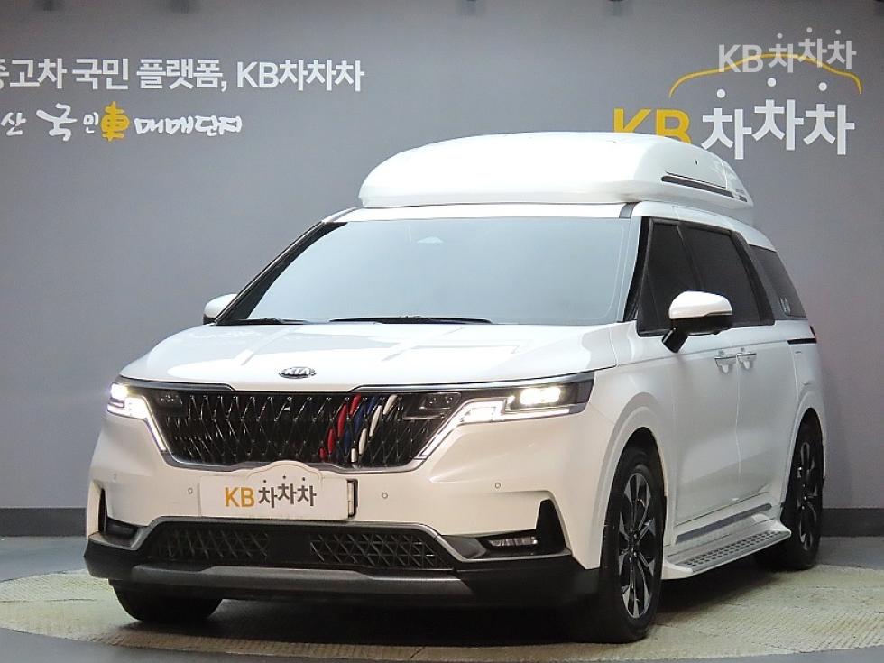 Kia Carnival SIGNATURE — фото 1