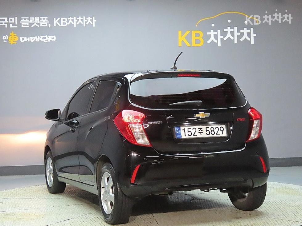 GM Korea Chevrolet Spark BASE MODEL — фото 4