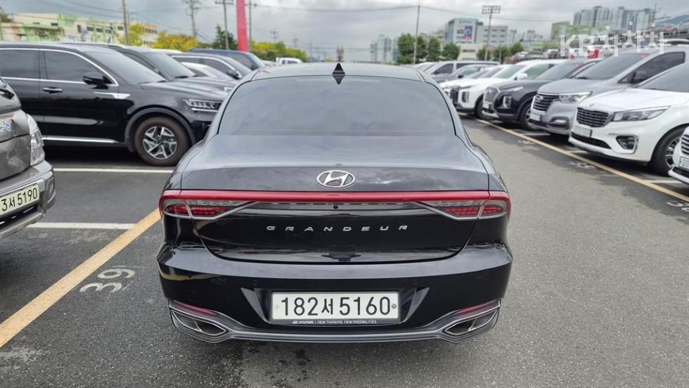 Hyundai Grandeur CALLIGRAPHY — фото 2