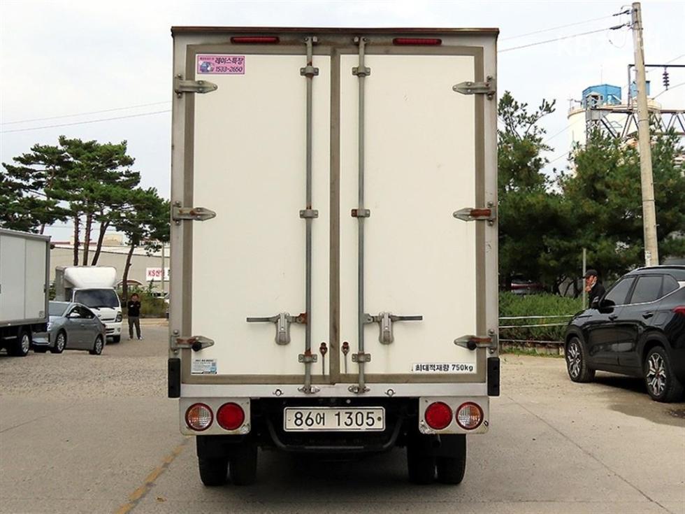 Kia L — фото 4