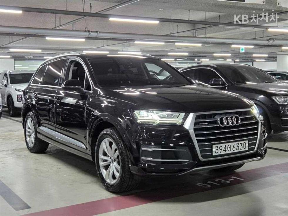 Audi Q7 — фото 3