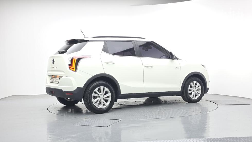 KG Mobility Tivoli BASE MODEL — фото 2