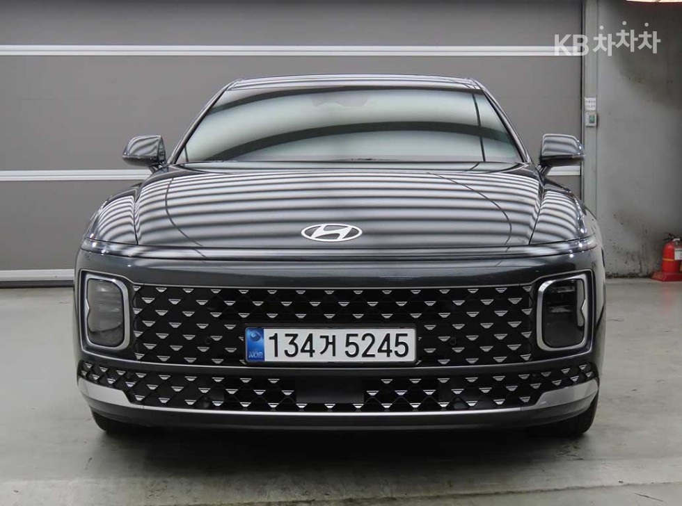 Hyundai Grandeur Premium — фото 2
