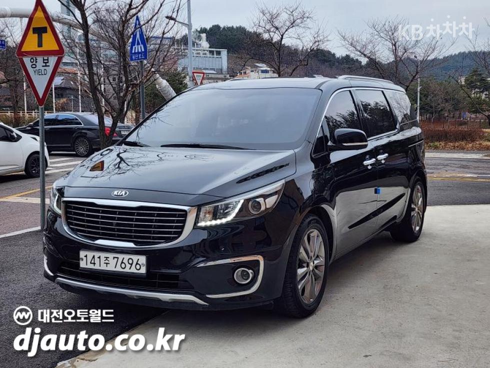 2018 - kia carnival
