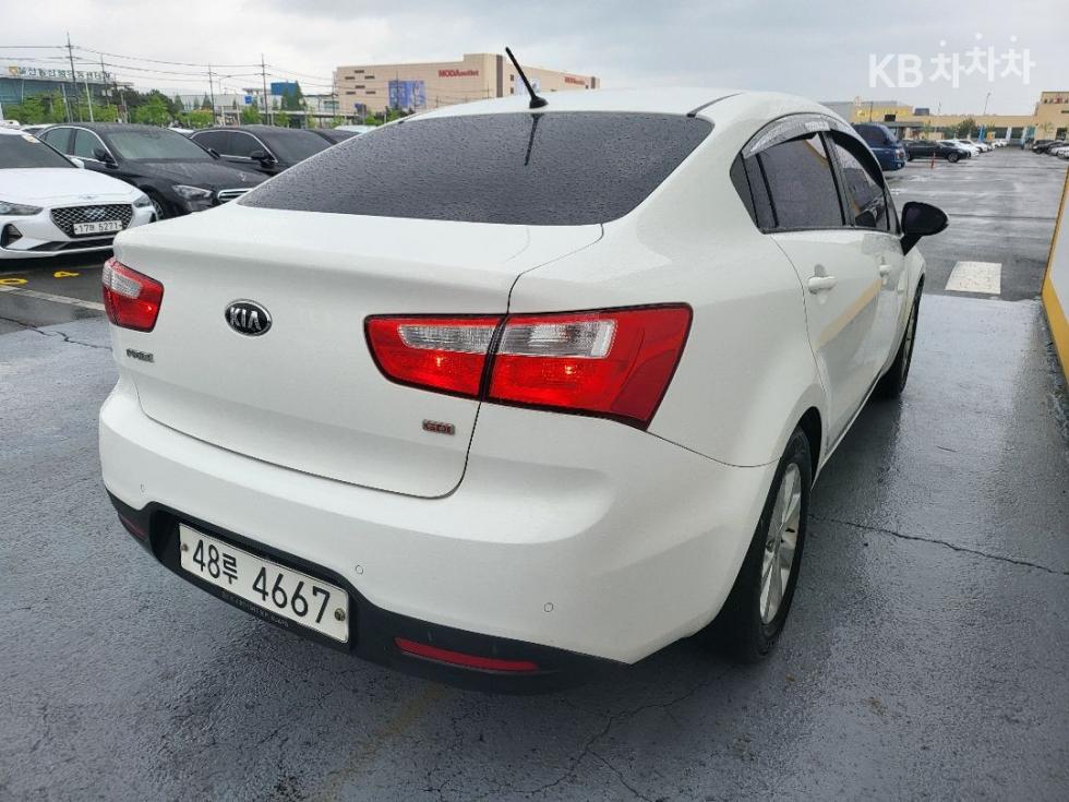 2012 - kia pride