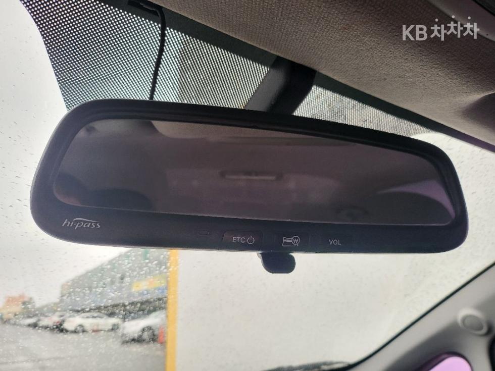 2012 - kia pride