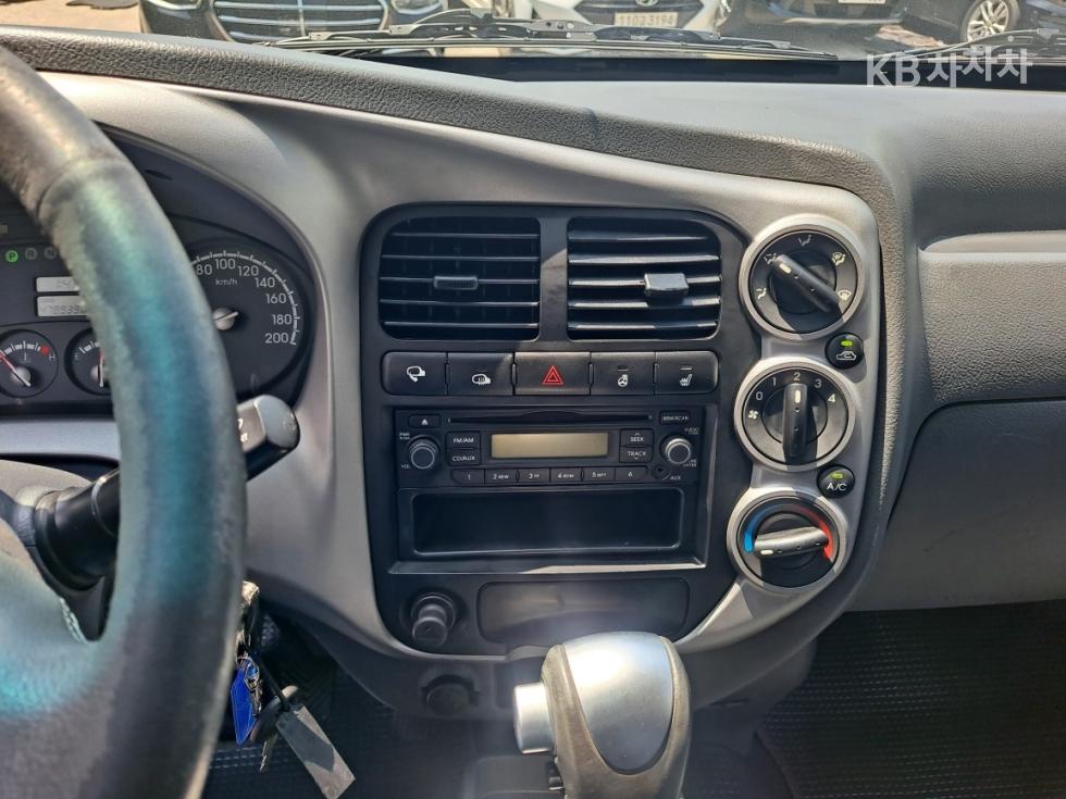 2016 - kia bongo iii