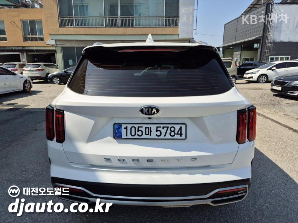 2021 - kia sorento