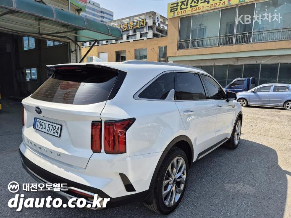 2021 - kia sorento