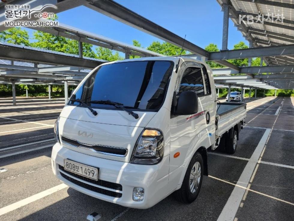 2022 - kia bongo iii