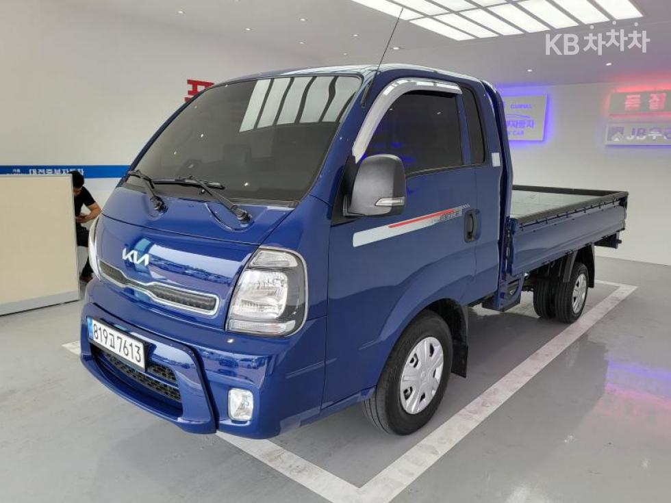 2022 - kia bongo iii
