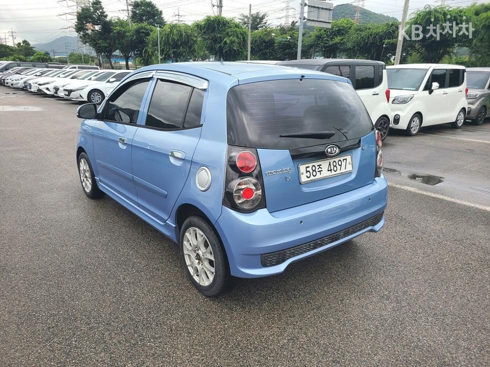 2010 - kia morning