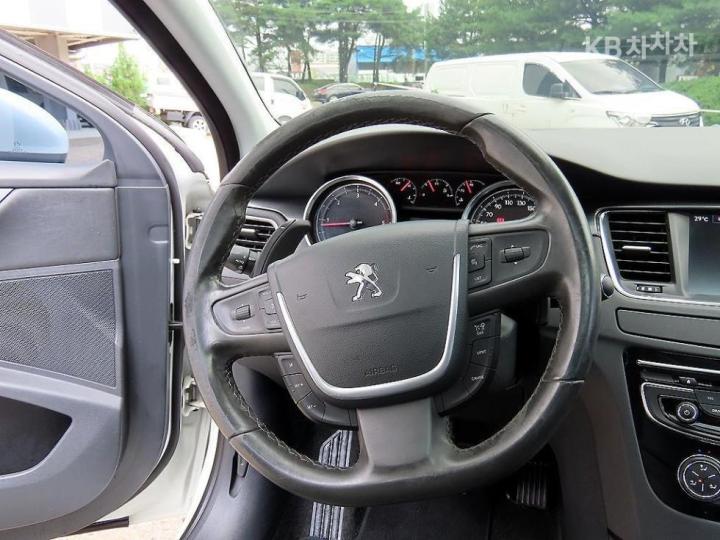 Peugeot 508 1.6 9
