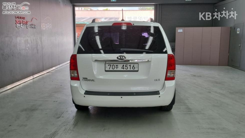 2013 - kia carnival