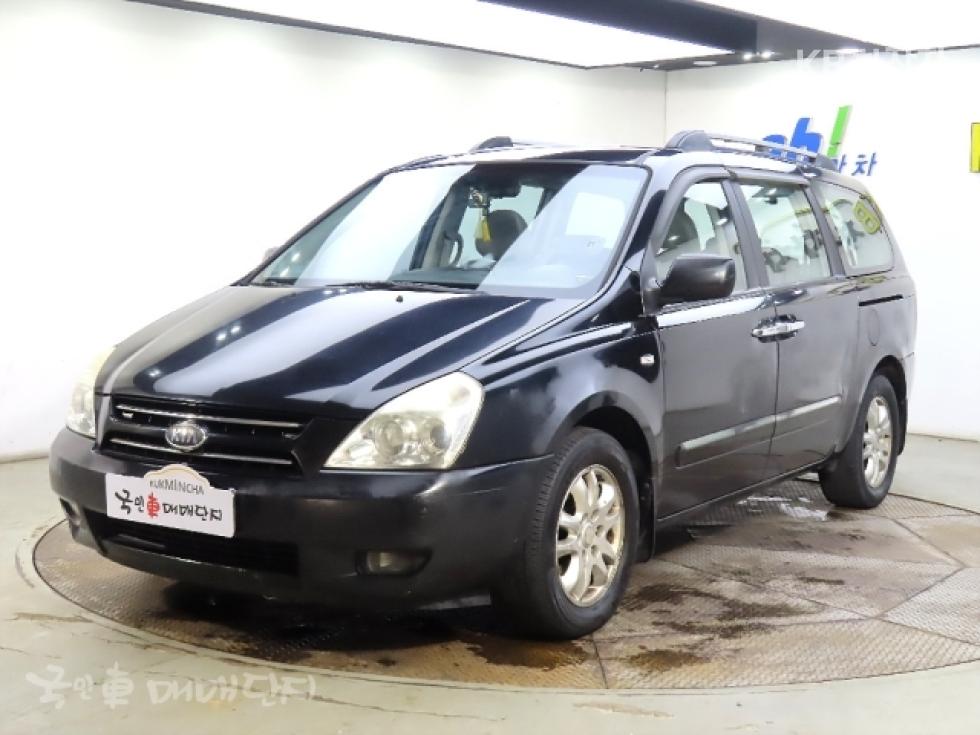 2008 kia grand carnival
