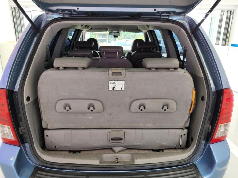 2008 - kia grand carnival