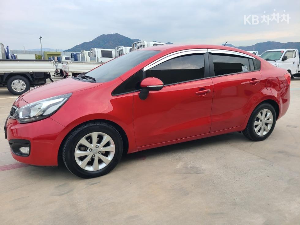 2012 kia pride
