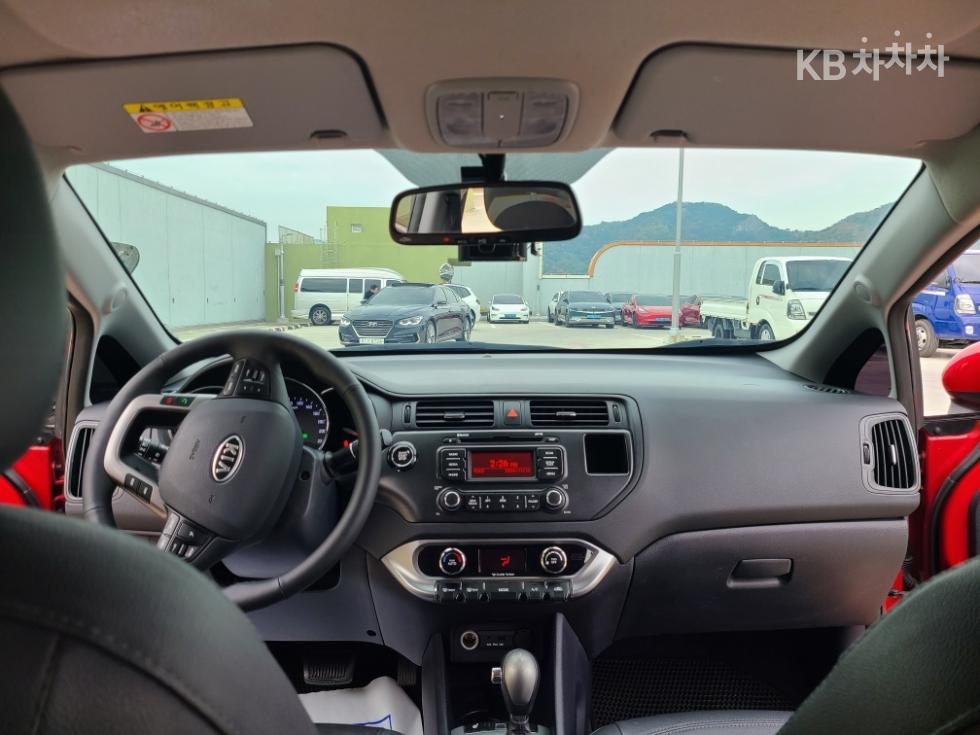 2012 - kia pride