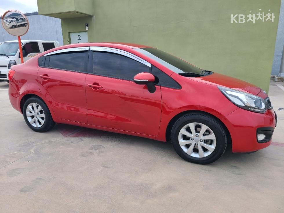 2012 - kia pride