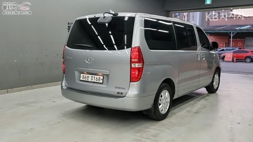Hyundai Starex — miniaturë 2