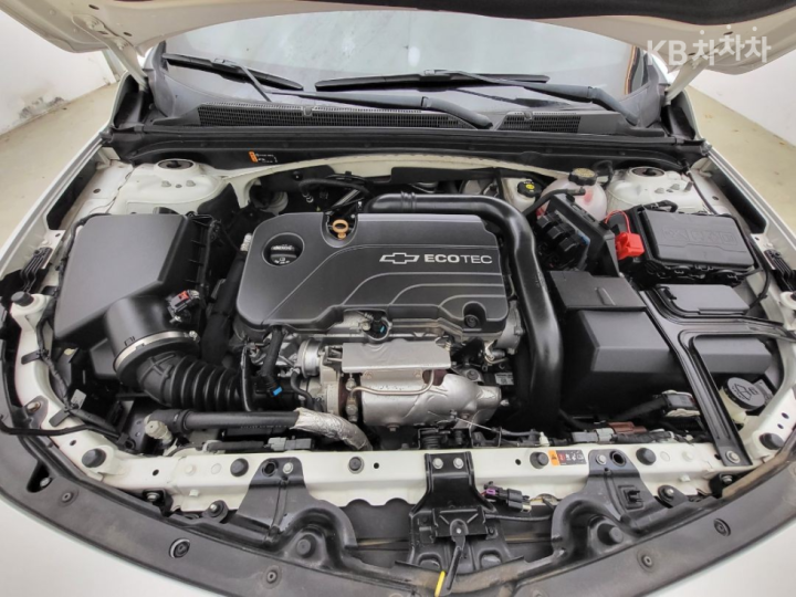 Chevrolet Malibu 1.5 Turbo LS 7