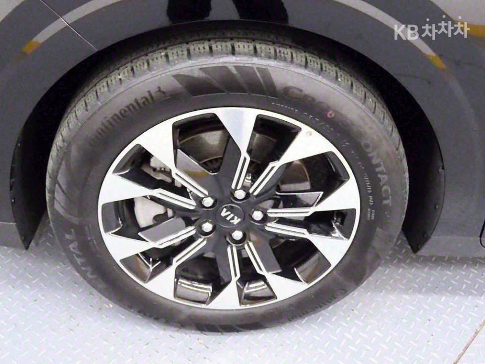 2021 - kia carnival