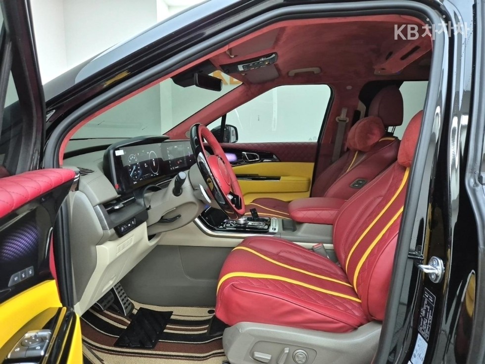 2023 - kia carnival