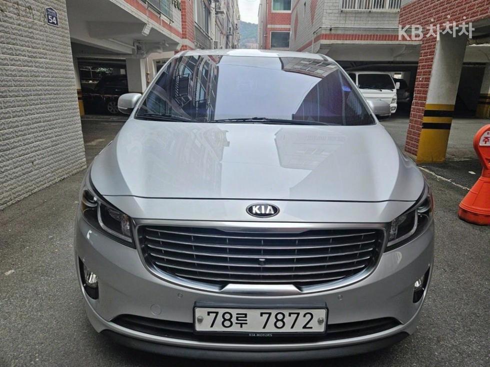 2016 - kia carnival