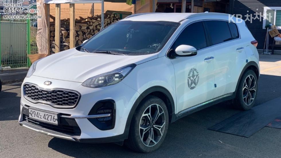 2020 - kia sportage
