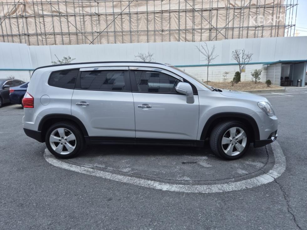 Chevrolet Orlando — miniaturë 4