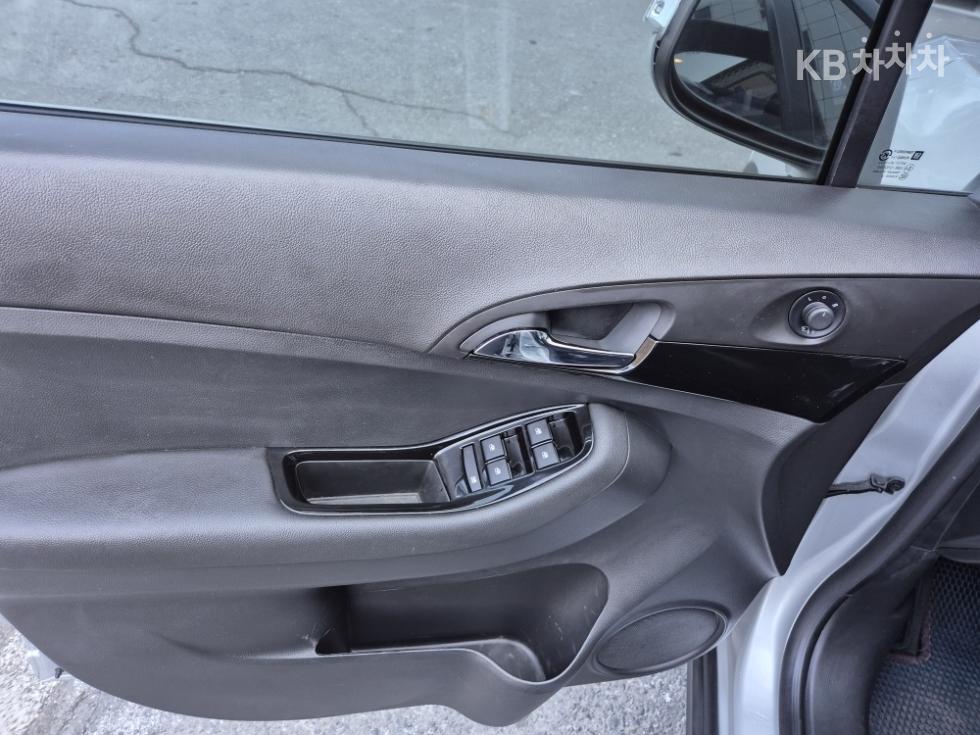 Chevrolet Orlando — miniaturë 12