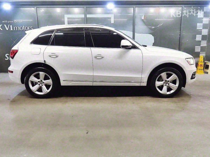Audi Q5 35 TDI Quattro Dynamic 8R 4