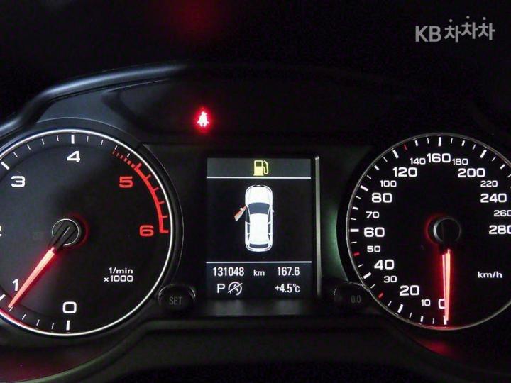 Audi Q5 35 TDI Quattro Dynamic 8R 10