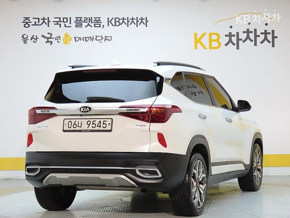 2020 - kia seltos