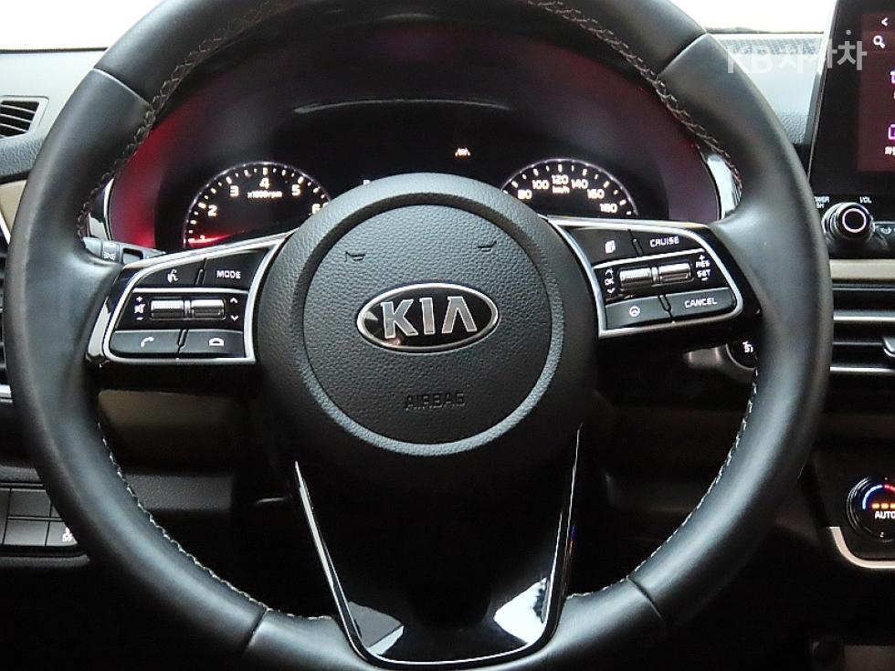 2020 - kia seltos