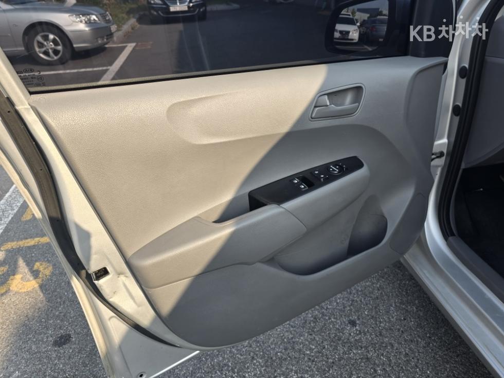 2017 - kia 모닝밴(ja)