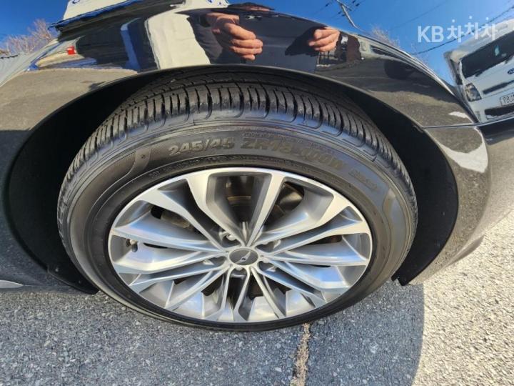 Hyundai Genesis DH G330 Modern 8