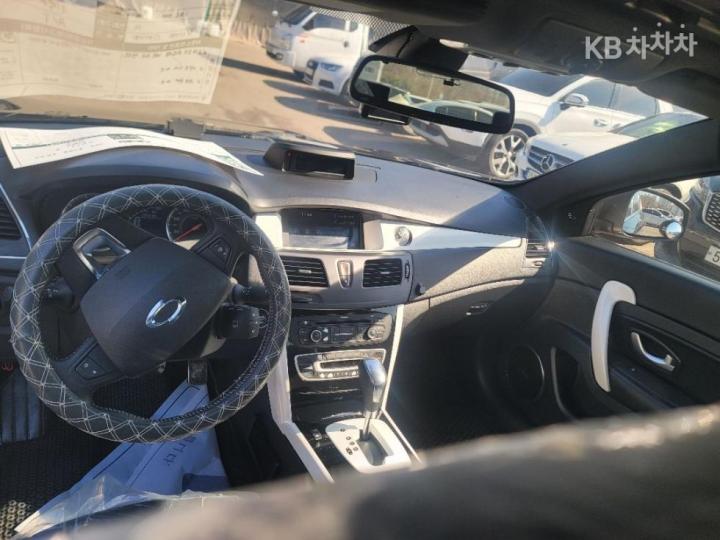 Renault SM5 New Platinum 1.6 TCE Base Type 8