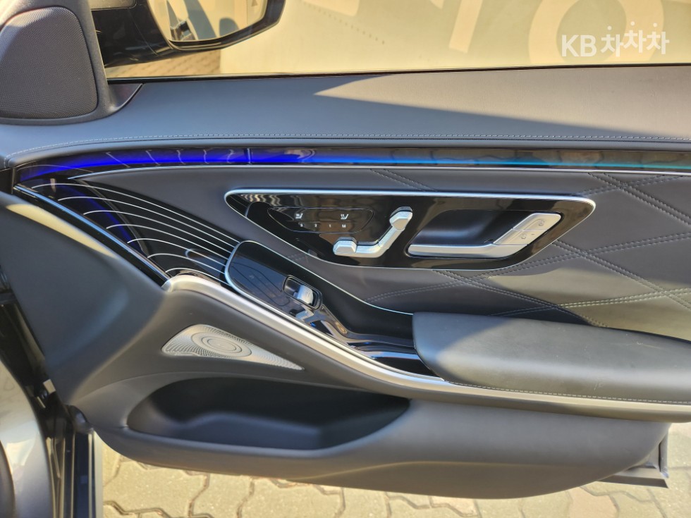 Mercedes-Benz S-klasse — miniaturë 21