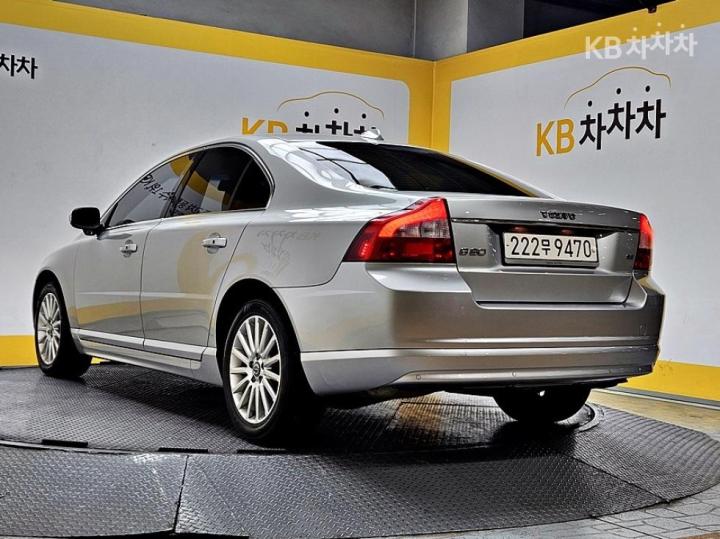 Volvo S80 3.2 9