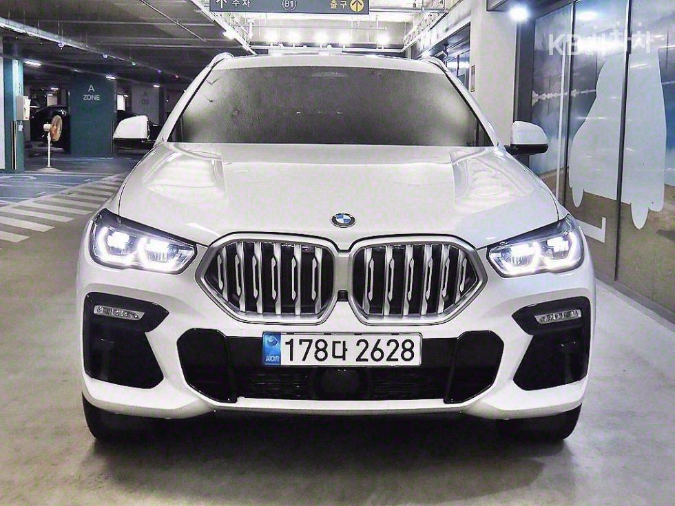 BMW X6 — miniaturë 2
